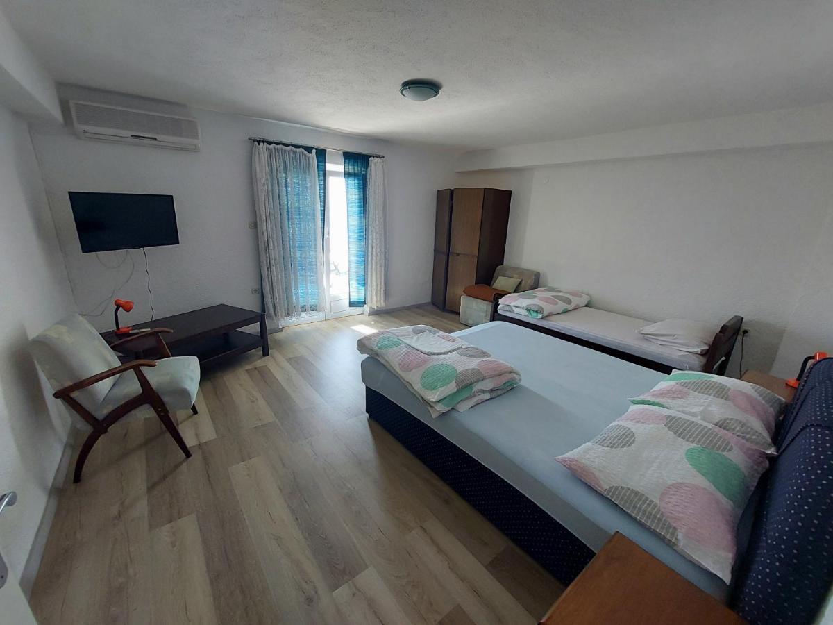 Apartment Boras Senj  Eksteriør billede